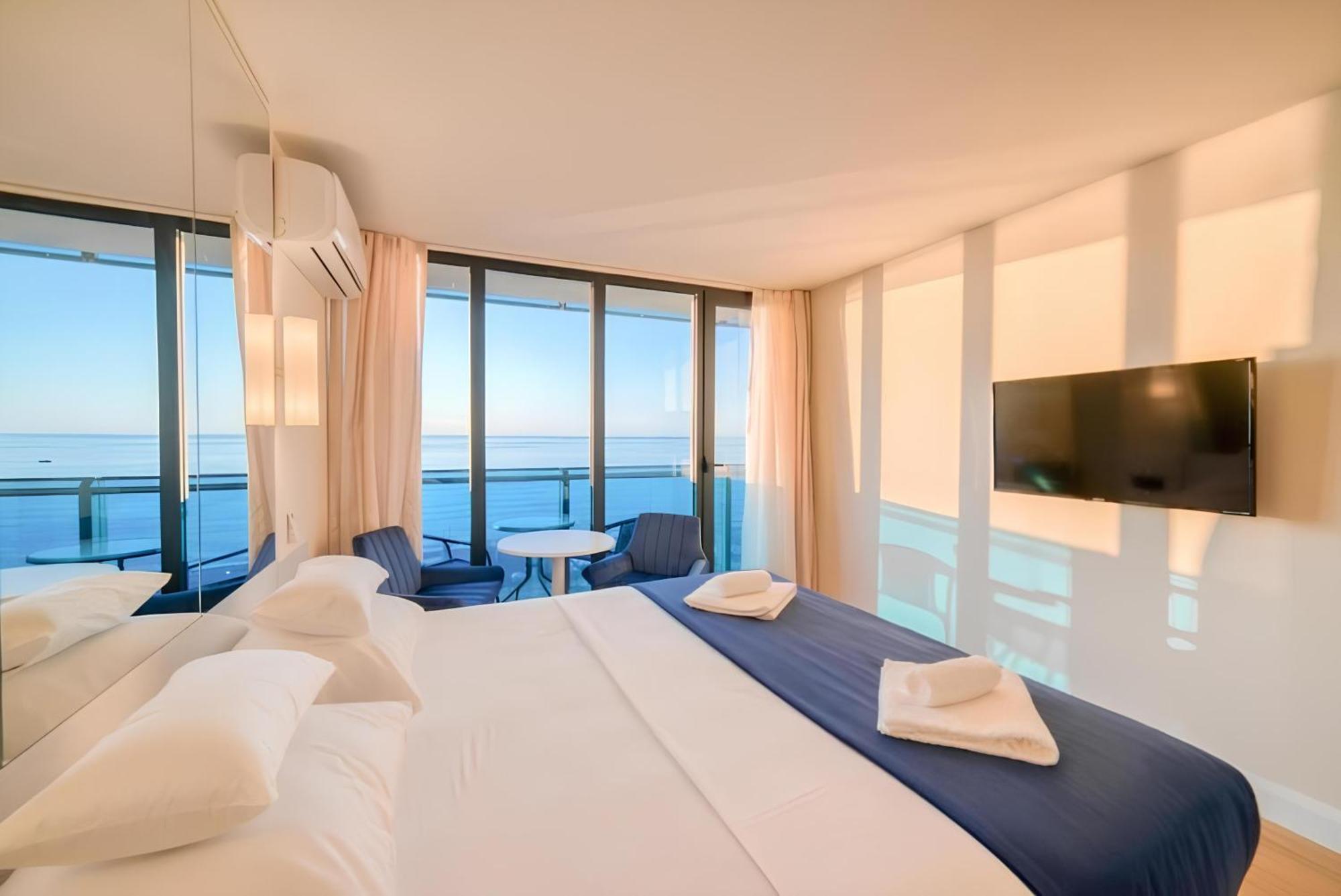 Panorama Seaview Batumi Lux Orbi City Ngoại thất bức ảnh